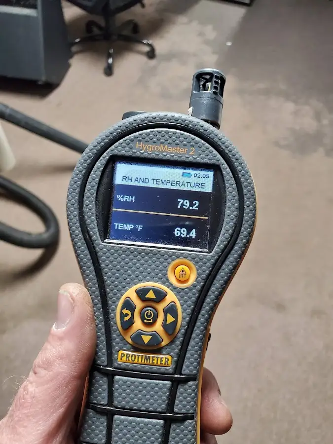 Moisture meter humidity assessment for Mold Remediation & Removal in Wyandotte